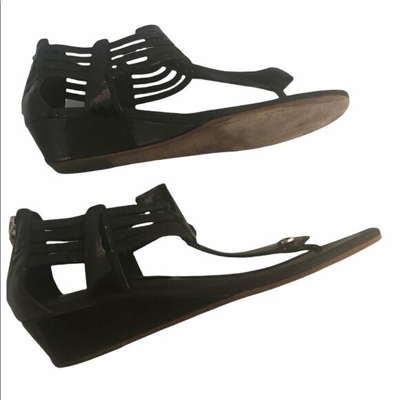 Donald Pliner Black Patent Leather Wedge Sandals Size 7.5 - Picture 5 of 10